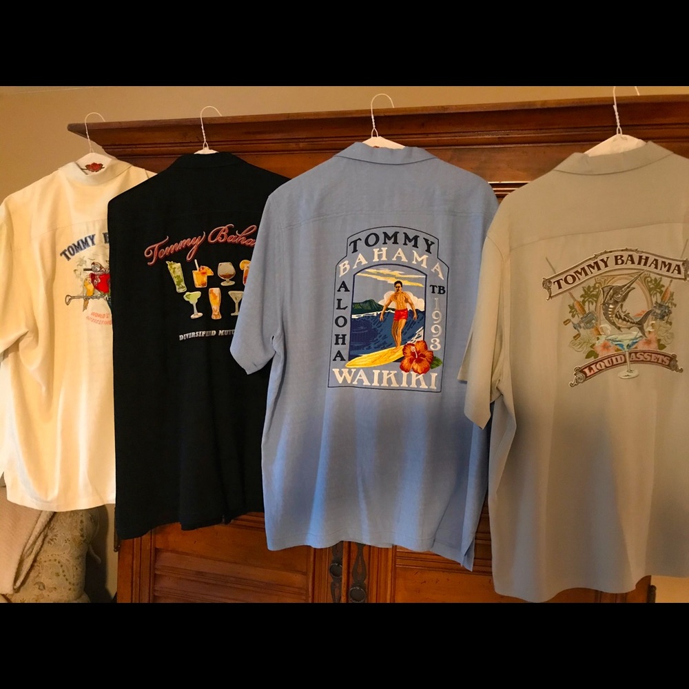 Tommy Bahama casual buttons down shirts